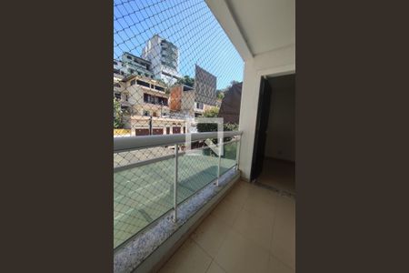 Casa à venda com 180m², 4 quartos e 2 vagas2º Pav - Varanda da Suite 1