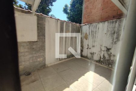 Casa à venda com 180m², 4 quartos e 2 vagas1º Pav - Área de Serviço