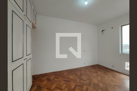 Apartamento à venda com 120m², 4 quartos e 2 vagasSuíte