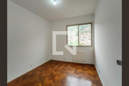 Apartamento à venda com 120m², 4 quartos e 2 vagasQuarto 2