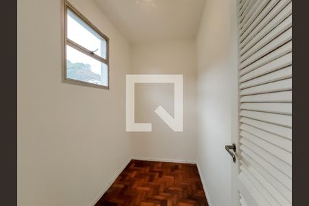 Apartamento à venda com 120m², 4 quartos e 2 vagasQuarto de Serviço