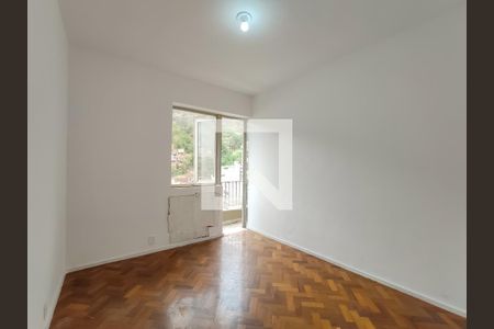 Apartamento à venda com 120m², 4 quartos e 2 vagasQuarto 3