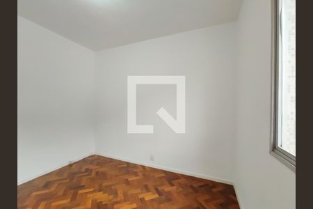 Apartamento à venda com 120m², 4 quartos e 2 vagasQuarto 2