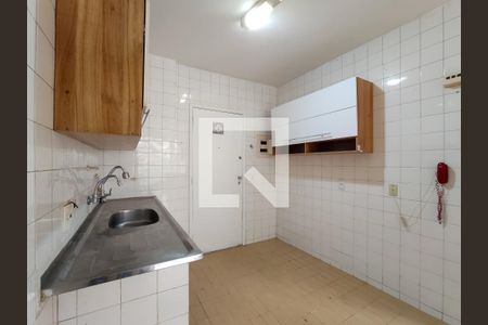 Apartamento à venda com 120m², 4 quartos e 2 vagasCozinha