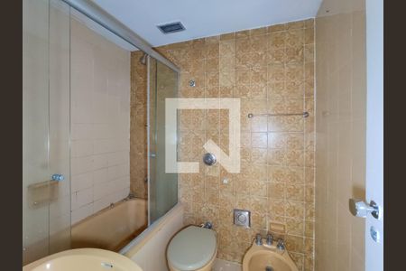 Apartamento à venda com 120m², 4 quartos e 2 vagasBanheiro Corredor