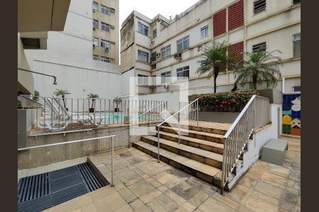 Apartamento à venda com 120m², 4 quartos e 2 vagasÁrea comum - Piscina