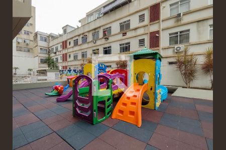 Apartamento à venda com 120m², 4 quartos e 2 vagasÁrea comum - Playground