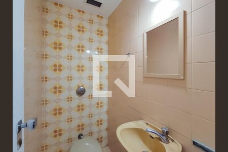 Apartamento à venda com 120m², 4 quartos e 2 vagasLavabo