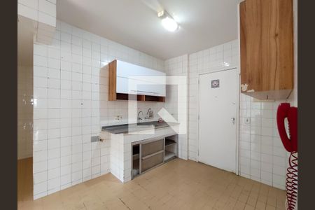 Apartamento à venda com 120m², 4 quartos e 2 vagasCozinha