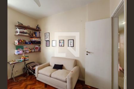 Apartamento à venda com 120m², 4 quartos e 2 vagasQuarto 3
