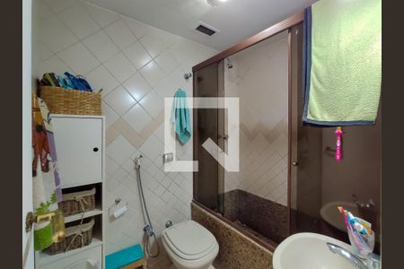Apartamento à venda com 120m², 4 quartos e 2 vagasBanheiro Corredor