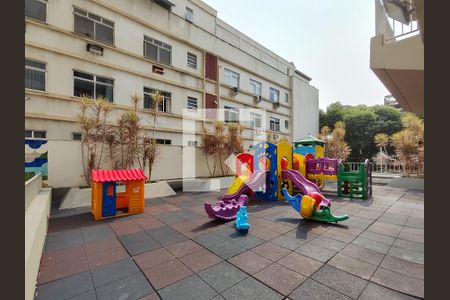 Apartamento à venda com 120m², 4 quartos e 2 vagasÁrea comum - Playground