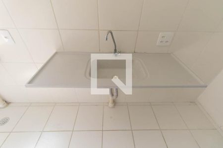 Cozinha e Área de Serviço de apartamento para alugar com 2 quartos, 39m² em Umbará, Curitiba