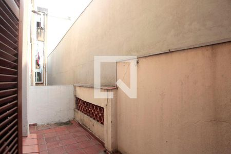 Sala Vista de apartamento para alugar com 3 quartos, 104m² em Floresta, Porto Alegre