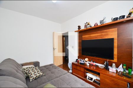 Casa à venda com 104m², 4 quartos e 2 vagasQuarto 2