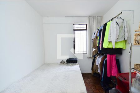 Casa à venda com 104m², 4 quartos e 2 vagasQuarto 3