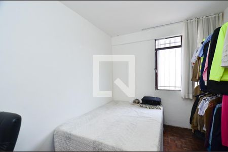 Casa à venda com 104m², 4 quartos e 2 vagasQuarto 3