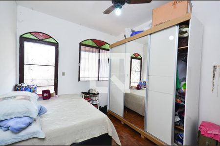Quarto 1 de casa à venda com 4 quartos, 104m² em Paraíso, Belo Horizonte
