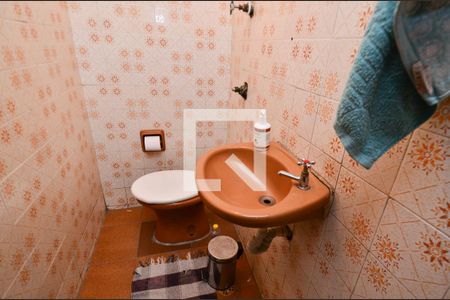 Casa à venda com 104m², 4 quartos e 2 vagasLavabo