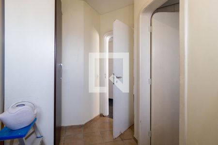 Apartamento à venda com 300m², 4 quartos e 4 vagasQuarto - Área de Serviço