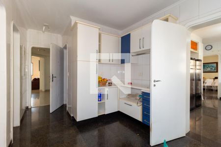 Apartamento à venda com 300m², 4 quartos e 4 vagasÁrea de Serviço