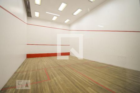 Apartamento à venda com 200m², 3 quartos e 4 vagasCondomínio - Quadra de Squash