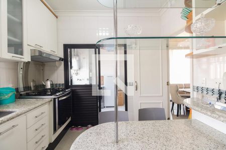 Apartamento à venda com 200m², 3 quartos e 4 vagasCozinha