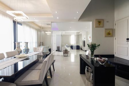 Apartamento à venda com 200m², 3 quartos e 4 vagasSala