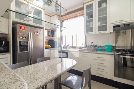 Apartamento à venda com 200m², 3 quartos e 4 vagasCozinha