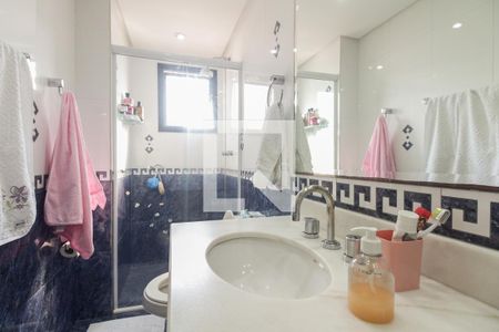 Apartamento à venda com 200m², 3 quartos e 4 vagasBanheiro Suíte 2