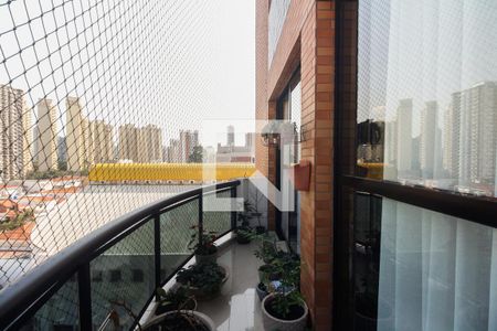 Apartamento à venda com 200m², 3 quartos e 4 vagasVaranda Sala