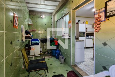 Casa à venda com 180m², 1 quarto e 1 vagaÁrea de Serviço 