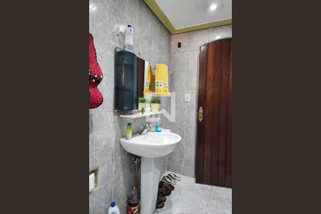 Casa à venda com 180m², 1 quarto e 1 vagaBanheiro 2