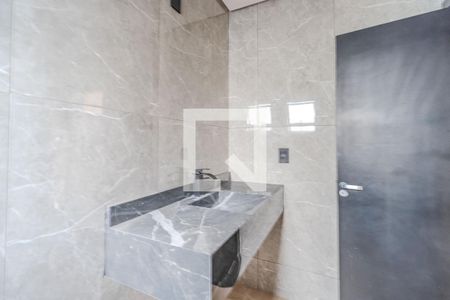 Casa de condomínio à venda com 122m², 3 quartos e 2 vagasBanheiro