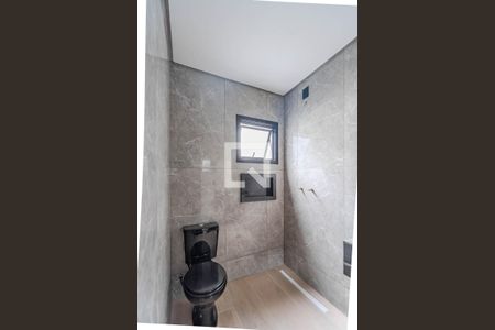 Casa de condomínio à venda com 122m², 3 quartos e 2 vagasBanheiro