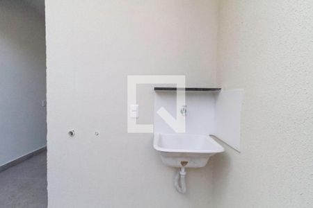 Casa à venda com 70m², 2 quartos e 2 vagas Casa à venda com 70m², 2 quartos e 2 vagasÁrea de serviço