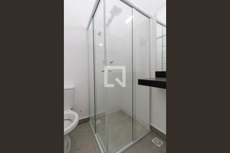 Casa à venda com 70m², 2 quartos e 2 vagas Casa à venda com 70m², 2 quartos e 2 vagasBanheiro da suíte 1