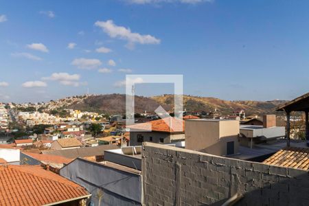 Casa à venda com 70m², 2 quartos e 2 vagas Casa à venda com 70m², 2 quartos e 2 vagasVista da suíte 1