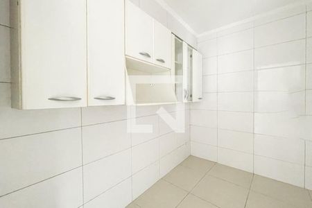 Casa à venda com 147m², 3 quartos e 2 vagas Casa à venda com 147m², 3 quartos e 2 vagasQuarto de Serviço