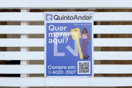 Casa à venda com 147m², 3 quartos e 2 vagas Casa à venda com 147m², 3 quartos e 2 vagasFachada