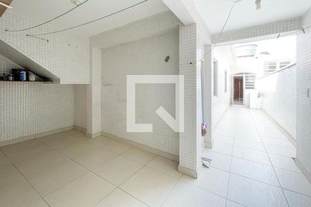 Casa à venda com 147m², 3 quartos e 2 vagas Casa à venda com 147m², 3 quartos e 2 vagasÁrea de Serviço