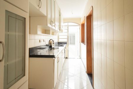 Casa à venda com 147m², 3 quartos e 2 vagas Casa à venda com 147m², 3 quartos e 2 vagasCozinha