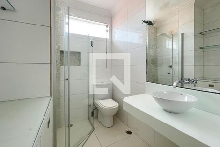 Casa à venda com 147m², 3 quartos e 2 vagas Casa à venda com 147m², 3 quartos e 2 vagasBanheiro - Suíte