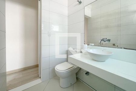 Casa à venda com 147m², 3 quartos e 2 vagas Casa à venda com 147m², 3 quartos e 2 vagasBanheiro Social