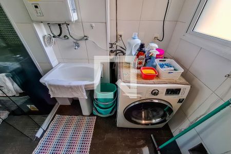 Apartamento à venda com 98m², 3 quartos e 3 vagas Apartamento à venda com 98m², 3 quartos e 3 vagasÁrea de Serviço