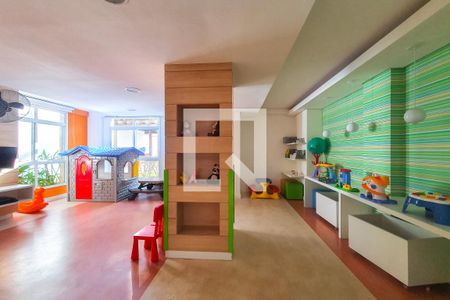 Apartamento à venda com 98m², 3 quartos e 3 vagas Apartamento à venda com 98m², 3 quartos e 3 vagasBrinquedoteca