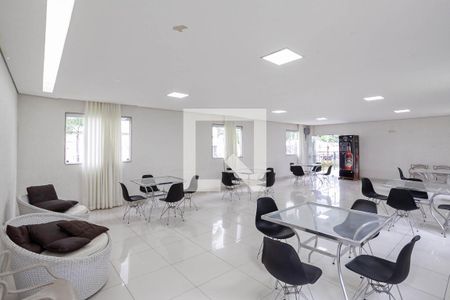 Apartamento para alugar com 42m², 2 quartos e 1 vagaÁrea comum - Salão de festas