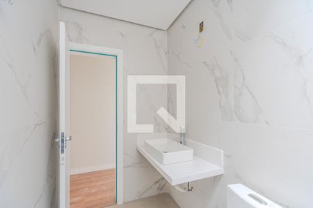 Casa à venda com 77m², 3 quartos e 2 vagas Casa à venda com 77m², 3 quartos e 2 vagasBanheiro Social