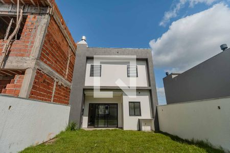 Casa à venda com 77m², 3 quartos e 2 vagas Casa à venda com 77m², 3 quartos e 2 vagasÁrea externa