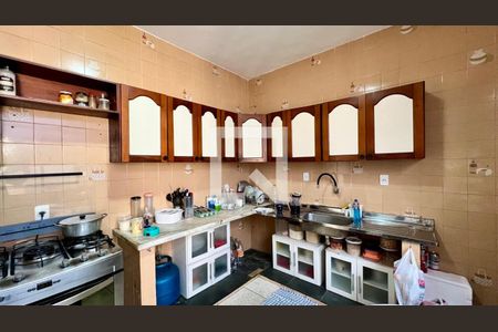 Casa à venda com 263m², 4 quartos e 6 vagasCozinha